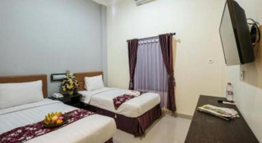Malioboro Garden Hotel Джокьякарта Экстерьер фото